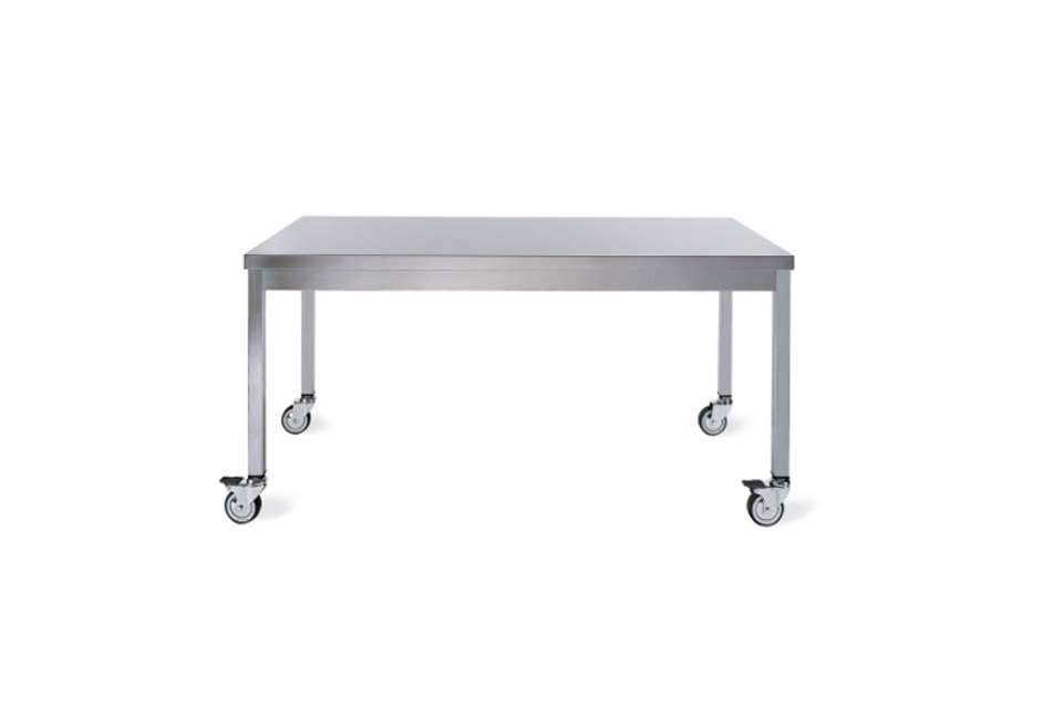 10 Easy Pieces: Dining Tables on Wheels - Remodelista