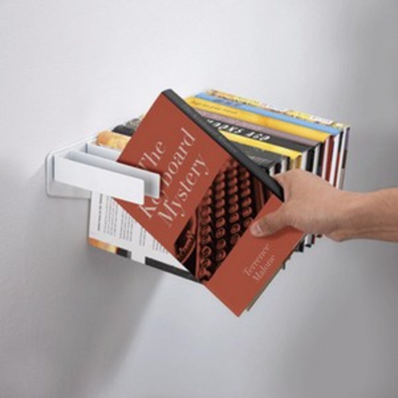 10 Unusual Bookshelves