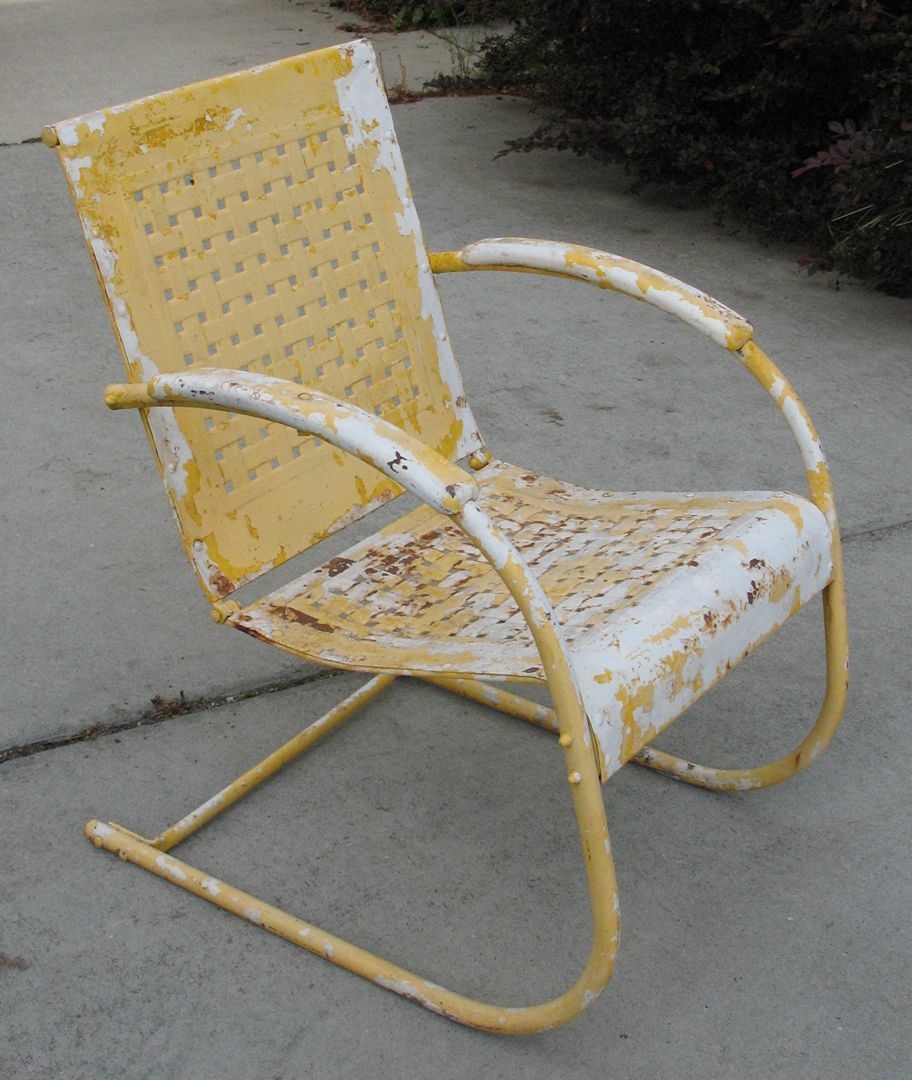 Vintage metal discount outdoor rocking chairs