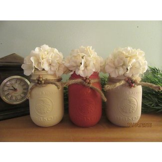 https://visualhunt.com/photos/10/17-shabby-chic-handmade-fall-mason-jar-decor-ideas-for-the-4.jpg?s=wh2