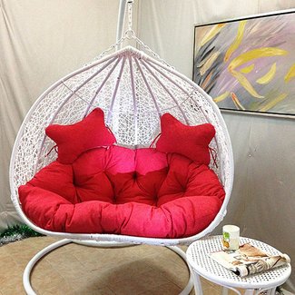 https://visualhunt.com/photos/10/20-adorable-and-comfy-bedroom-swing-chairs.jpg?s=wh2