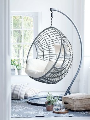 Featured image of post Hanging Circle Chairs For Bedrooms / With enough space for two, this roomy swivel chair beckons you to kick off your shoes.