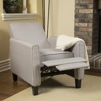 https://visualhunt.com/photos/10/7-best-recliners-for-small-spaces-kravelv-3.jpg?s=wh2
