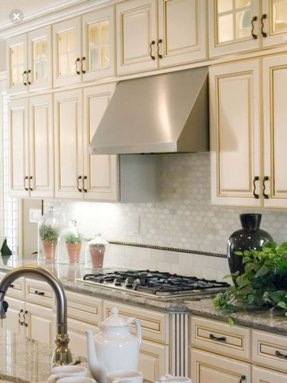 50 Antique White Kitchen Cabinets You Ll Love In 2020 Visual Hunt