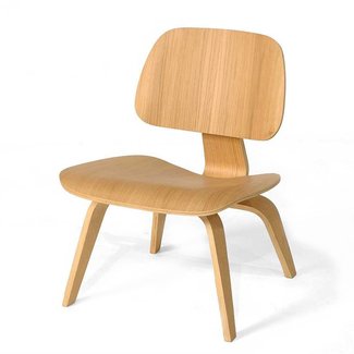 Wood Eames Chair  : The Eames Lcw Plywood Chair Is Constructed Of Five Layers Of Plywood, Glued And Heated Using A Specialist Machine, In Order To Bend The Wood Into The Form Of The Design.