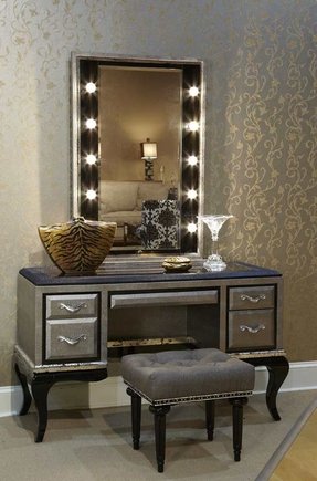 makeup vanity table with lighted mirror - visual hunt