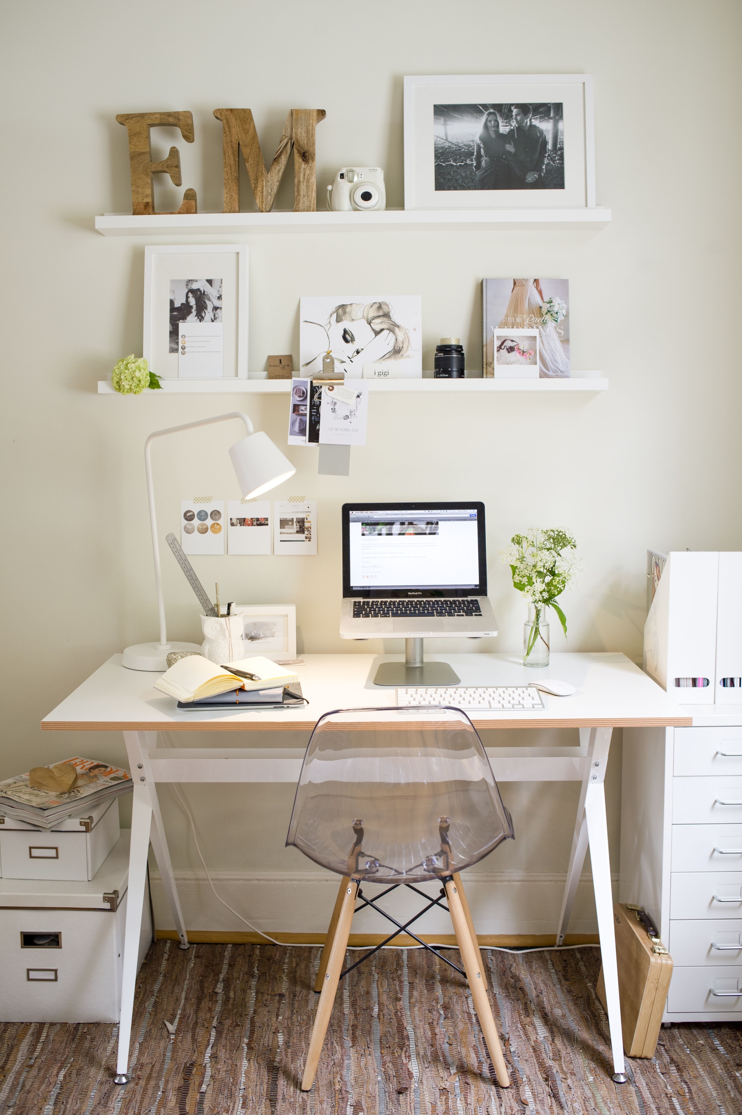 50 Best Small Desks For Small Spaces Visualhunt
