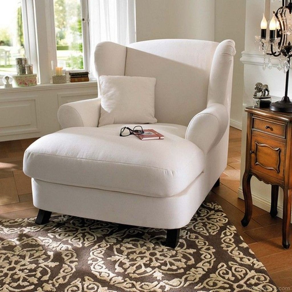 reading chair white