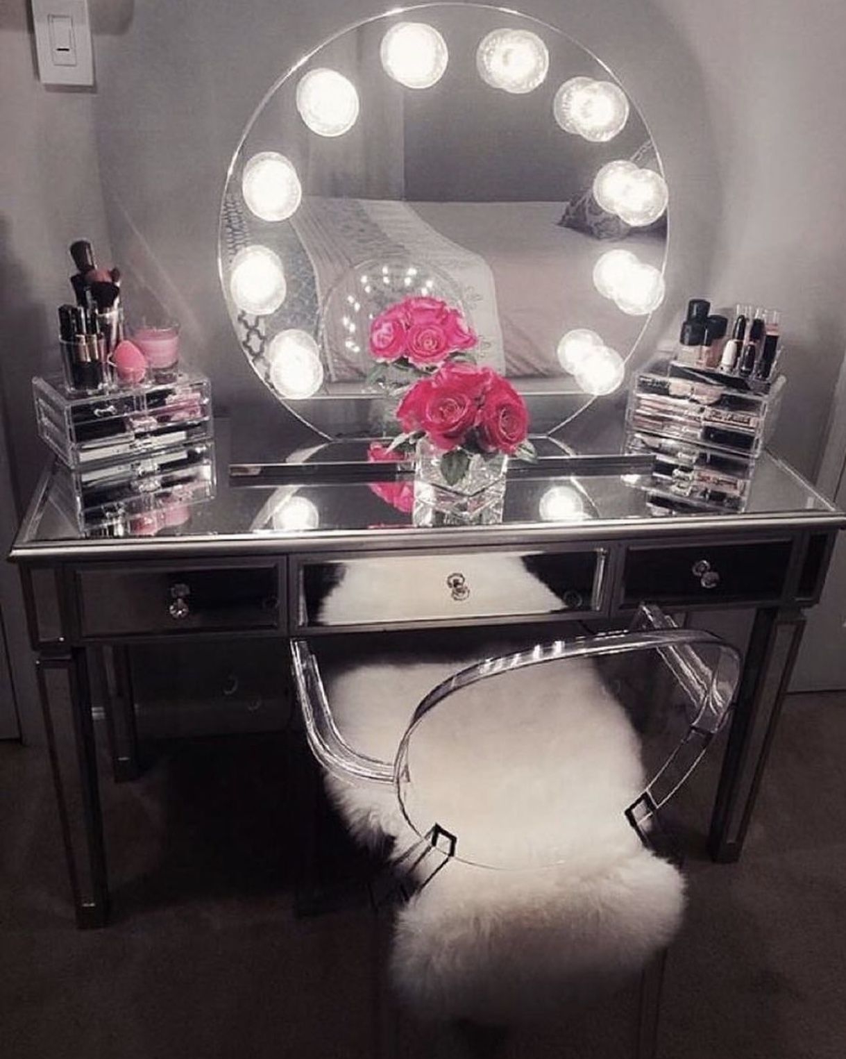 Makeup Vanity Table With Lighted Mirror, Best Vanity Table With Lighted Mirror