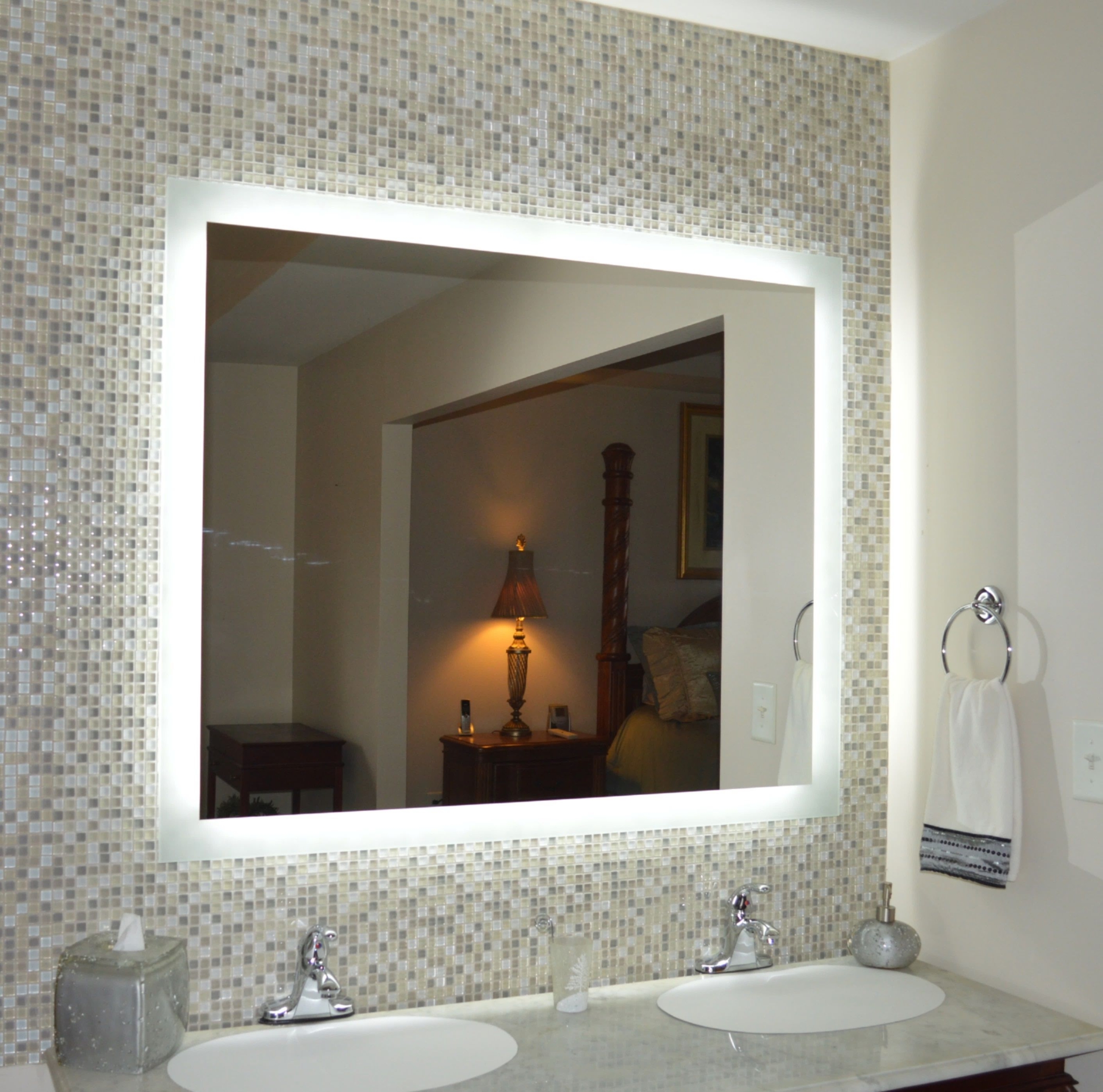 Led Vanity Mirror Visualhunt, Best Wall Vanity Mirror With Lights