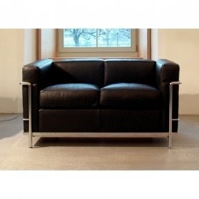 Divano LC2 Petit Modèle Le Corbusier