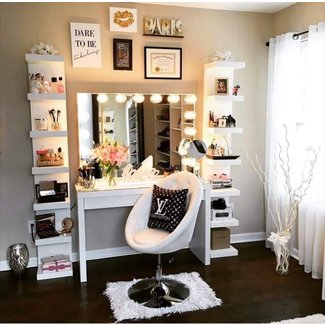 50 Makeup Vanity Table With Lights You Ll Love In 2020 Visual Hunt