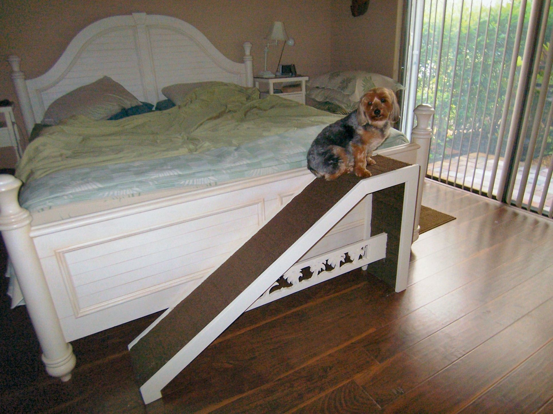 homemade dog ramp for bed