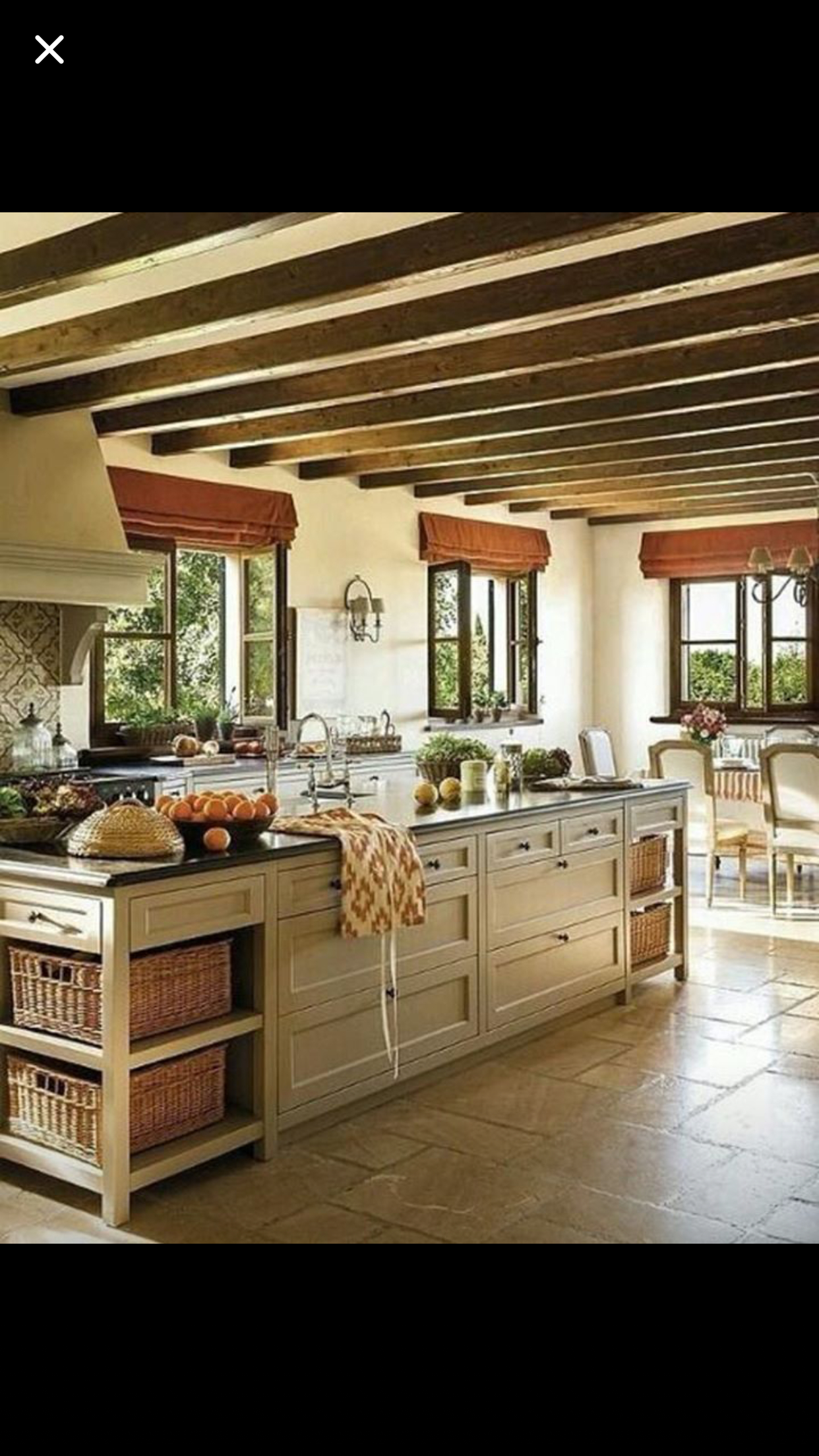 https://visualhunt.com/photos/10/download-country-kitchen-decor.jpg