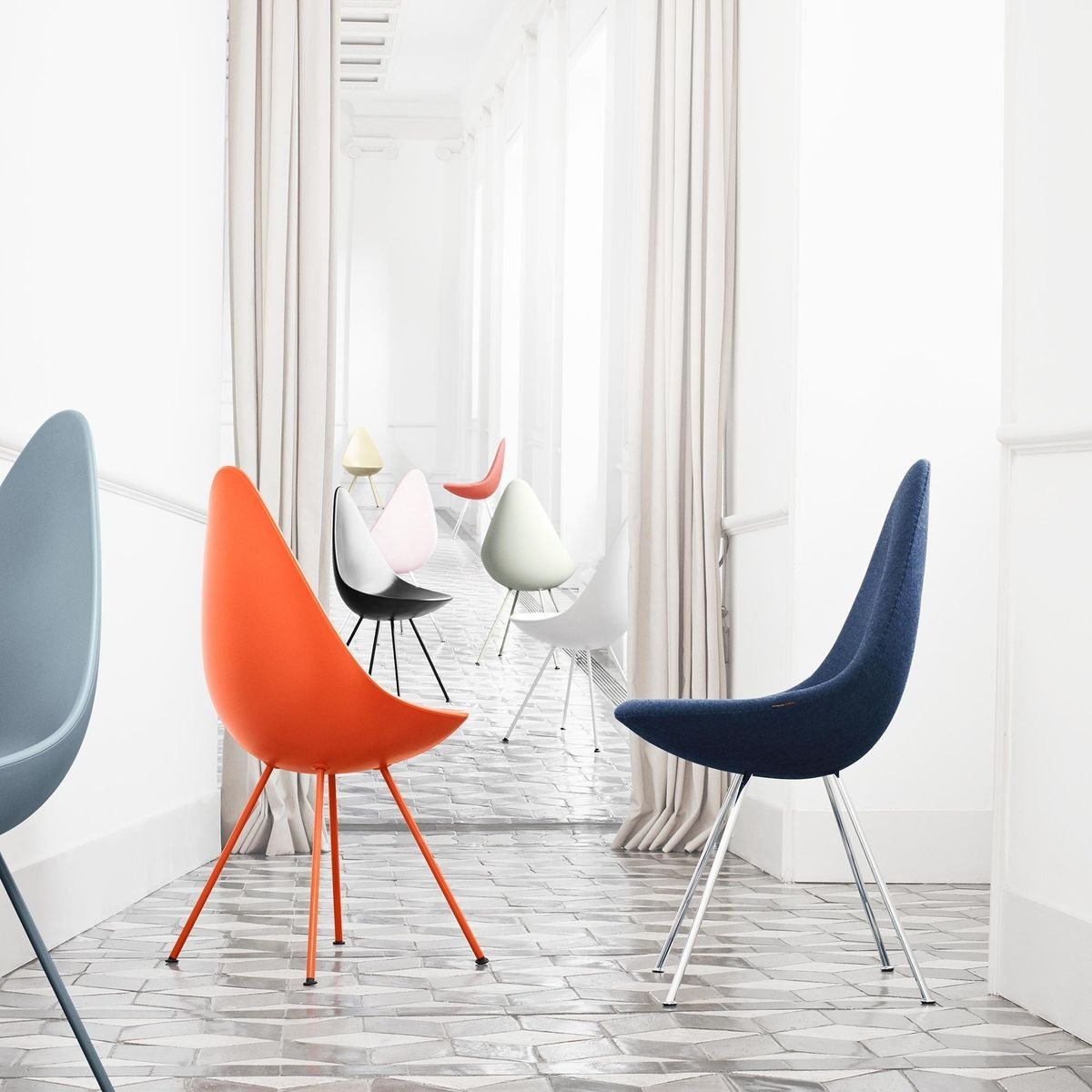 Drop Chair | Arne Jacobsen | Fritz Hansen | SUITE