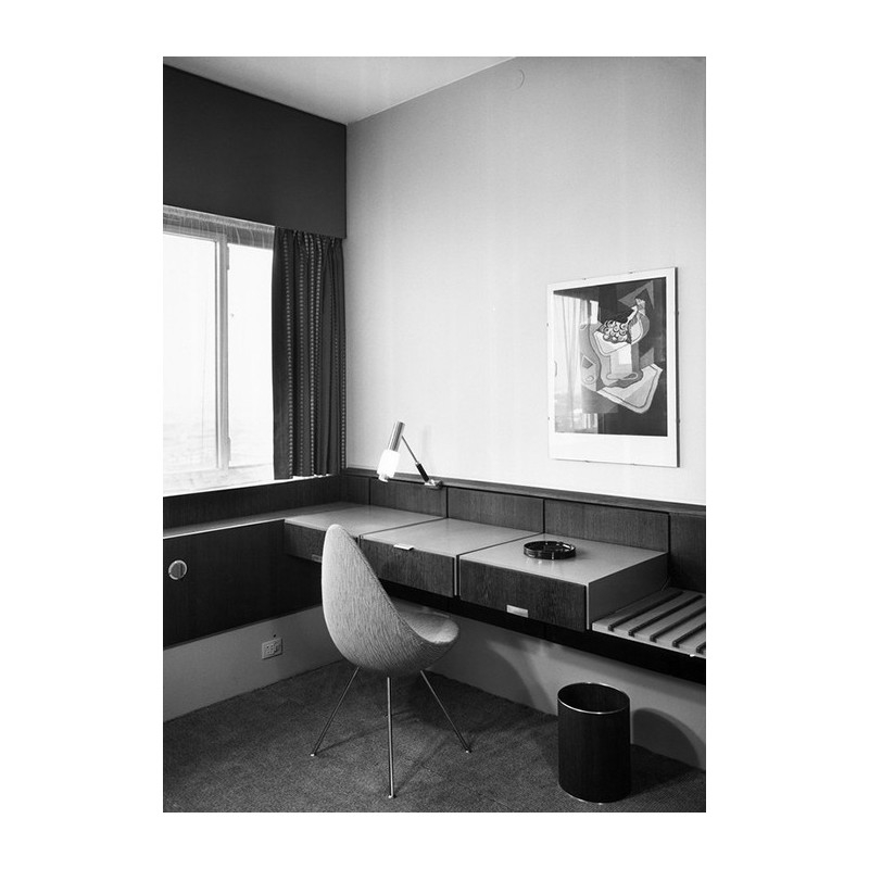 Drop Chair By Fritz Hansen | Skandium