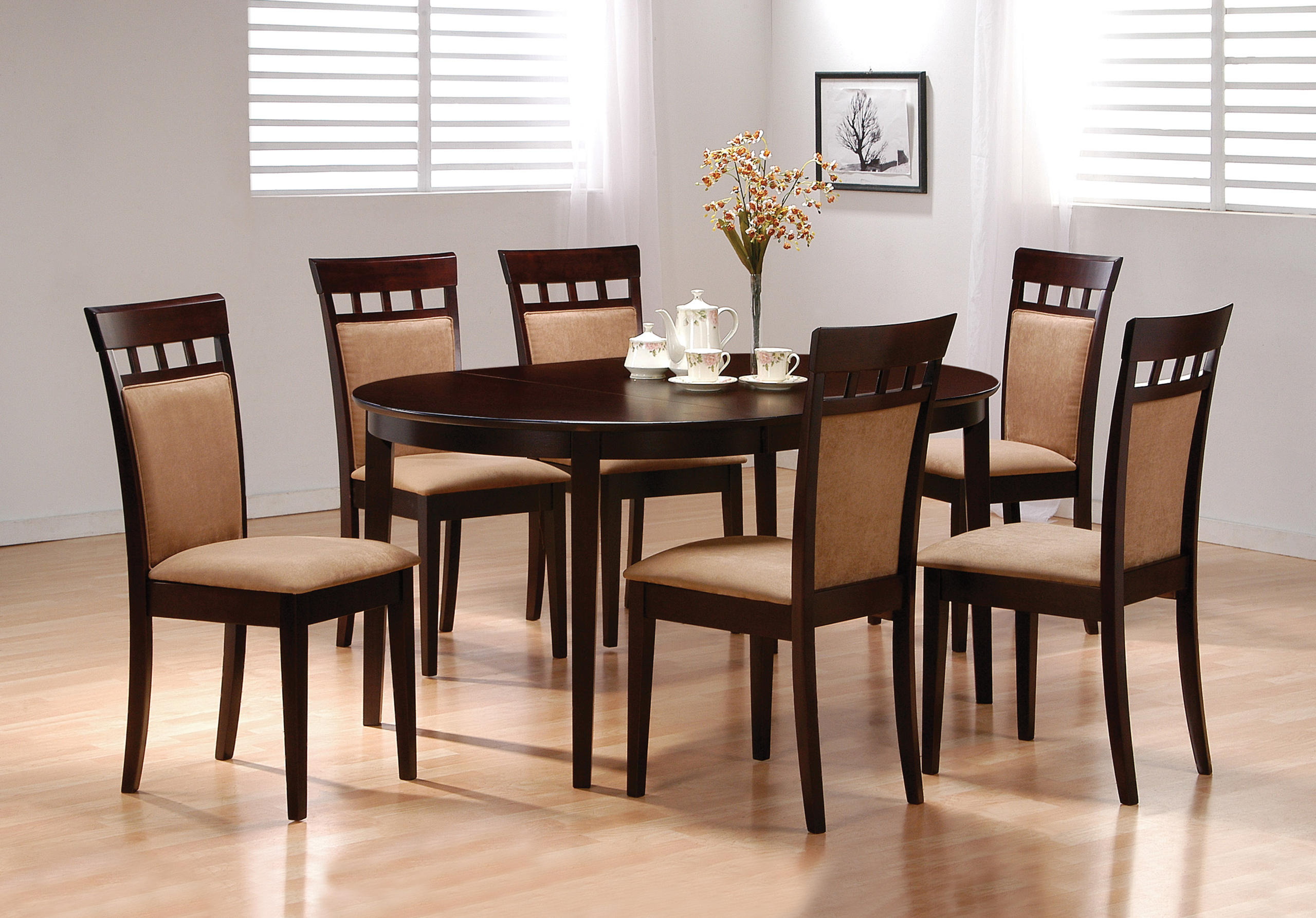 Round Dining Table For 6 Visualhunt, Round Dining Table For 6 Counter Height