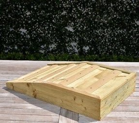 Handmade Outdoor Garden Pet Ramp for Your Dog or Cat
