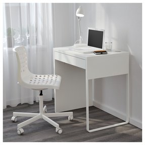 50 Small Desks For Bedrooms You Ll Love In 2020 Visual Hunt