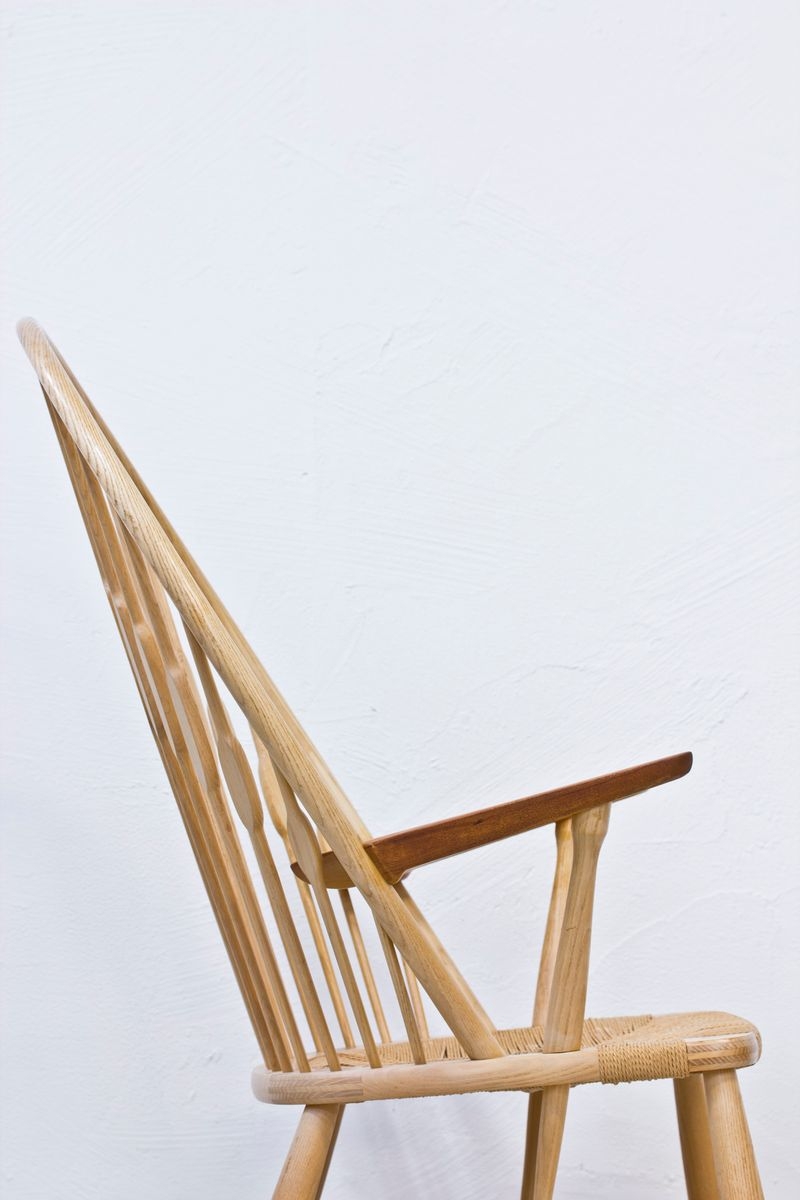 Peacock Chair with Sheepskin Throw by Hans J. Wegner for