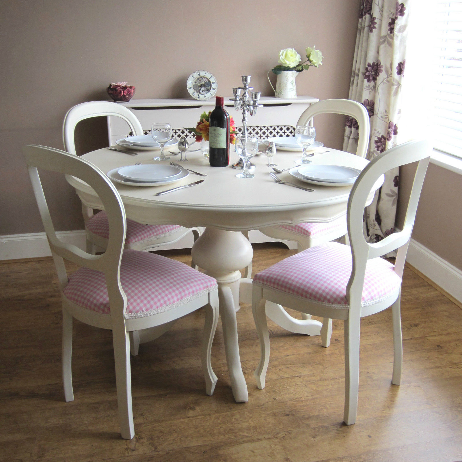Shabby Chic Dining Table Visualhunt, Shabby Chic Round Kitchen Table And Chairs