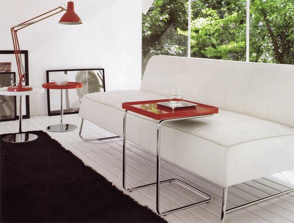 Table bout de canap tray sofa calligaris calligaris