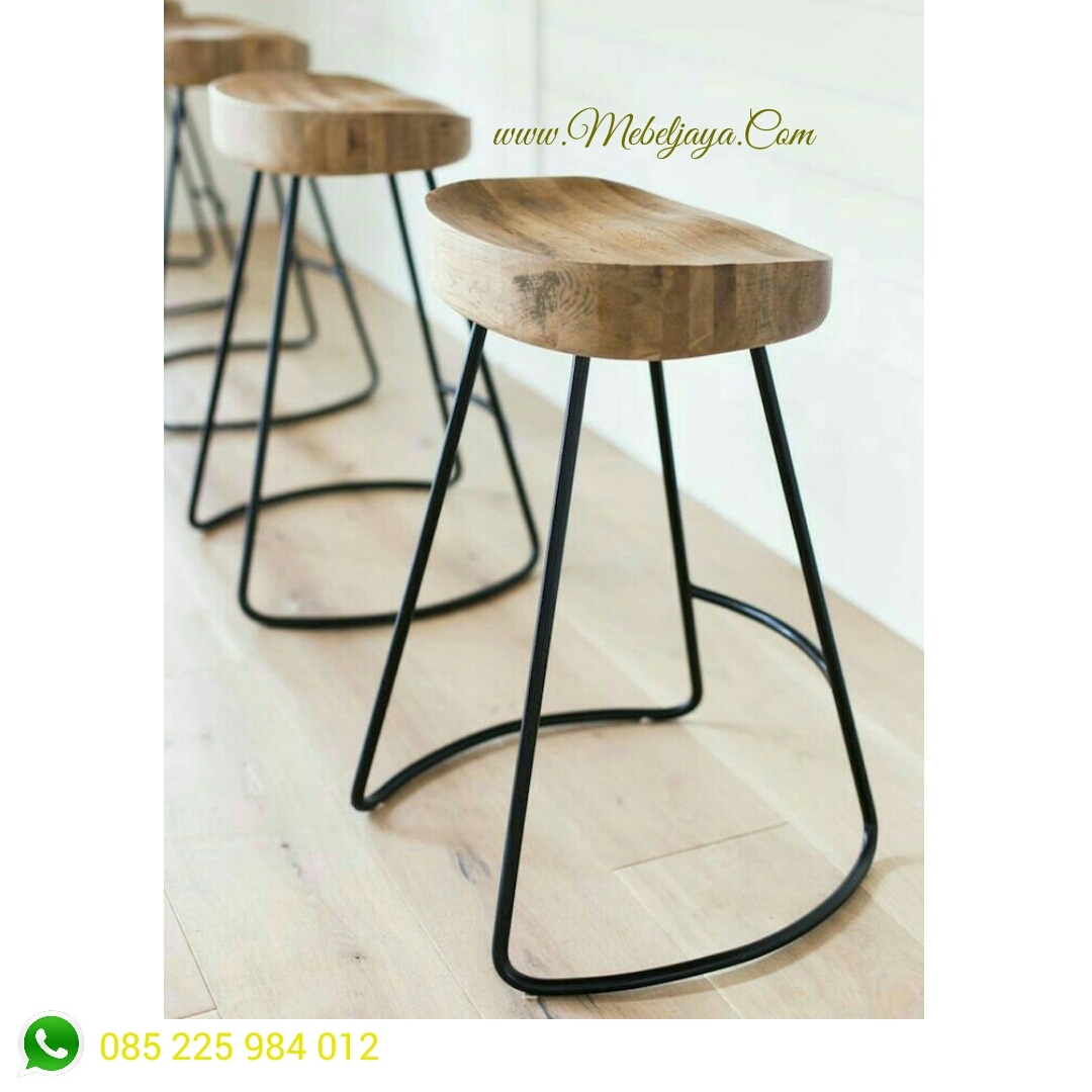 Wooden Tractor Seat Bar Stools Youll Love In 2021 Visualhunt