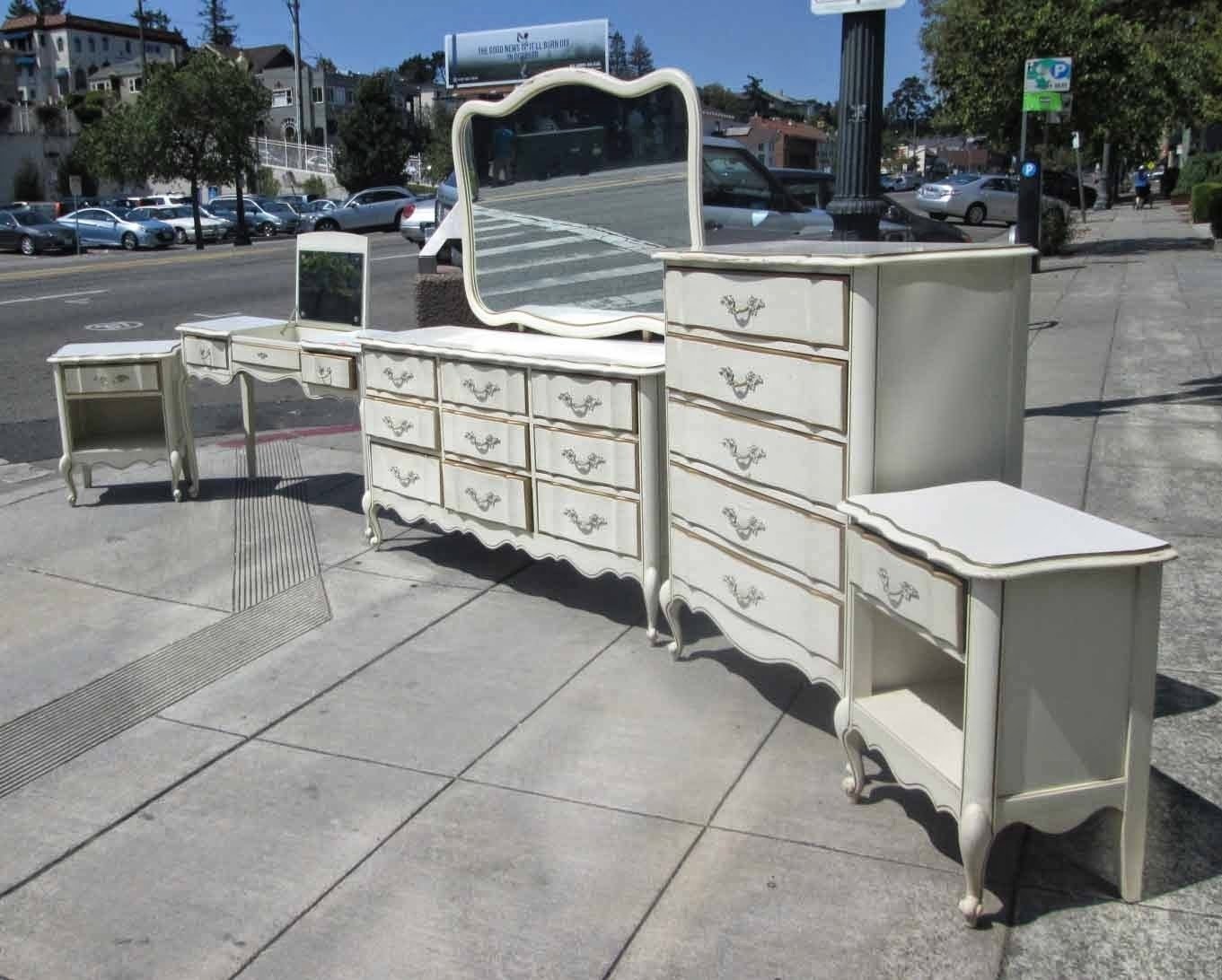 UHURU FURNITURE & COLLECTIBLES: SOLD French Provincial ...