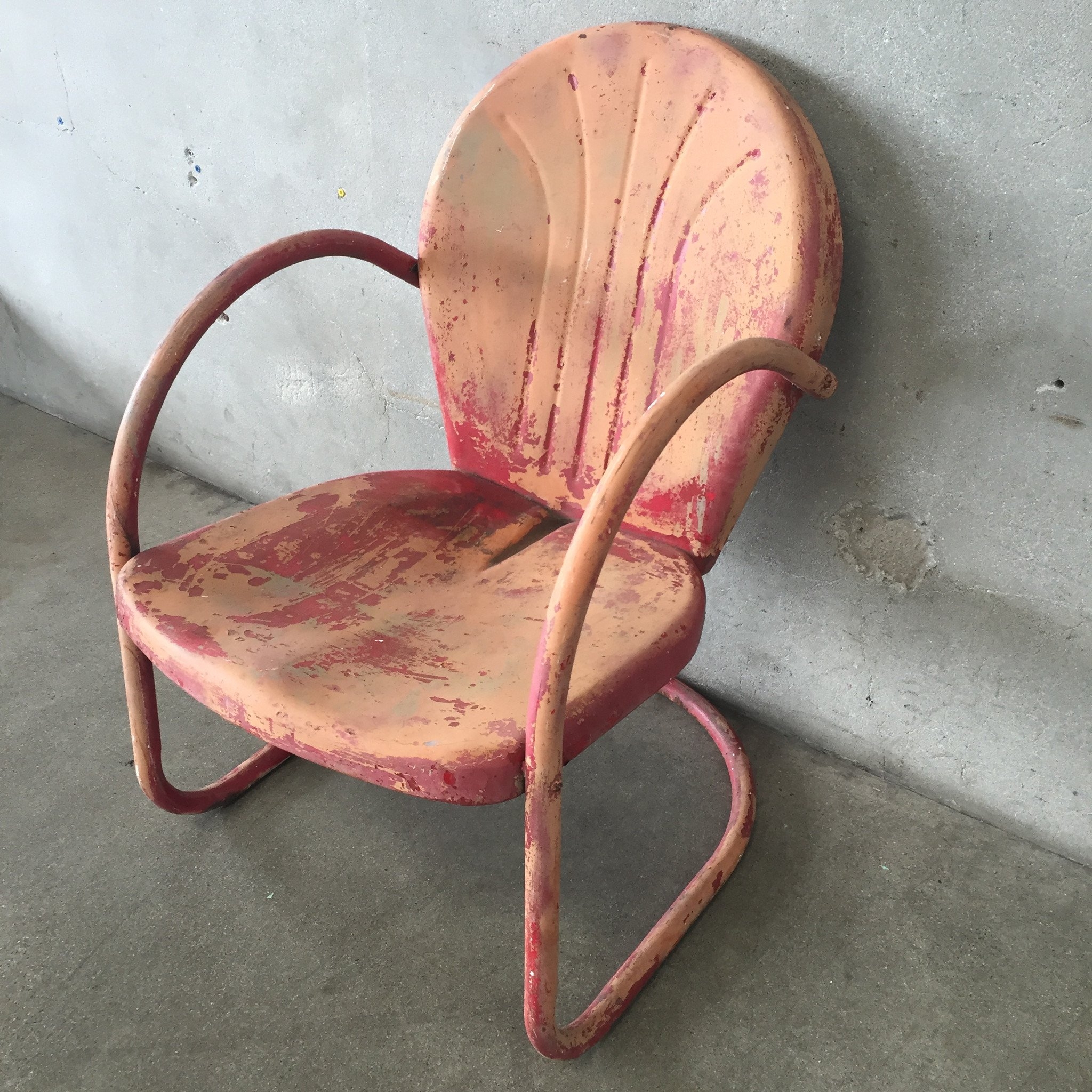 Vintage Metal Lawn Chairs Visualhunt, Vintage Metal Outdoor Patio Chair
