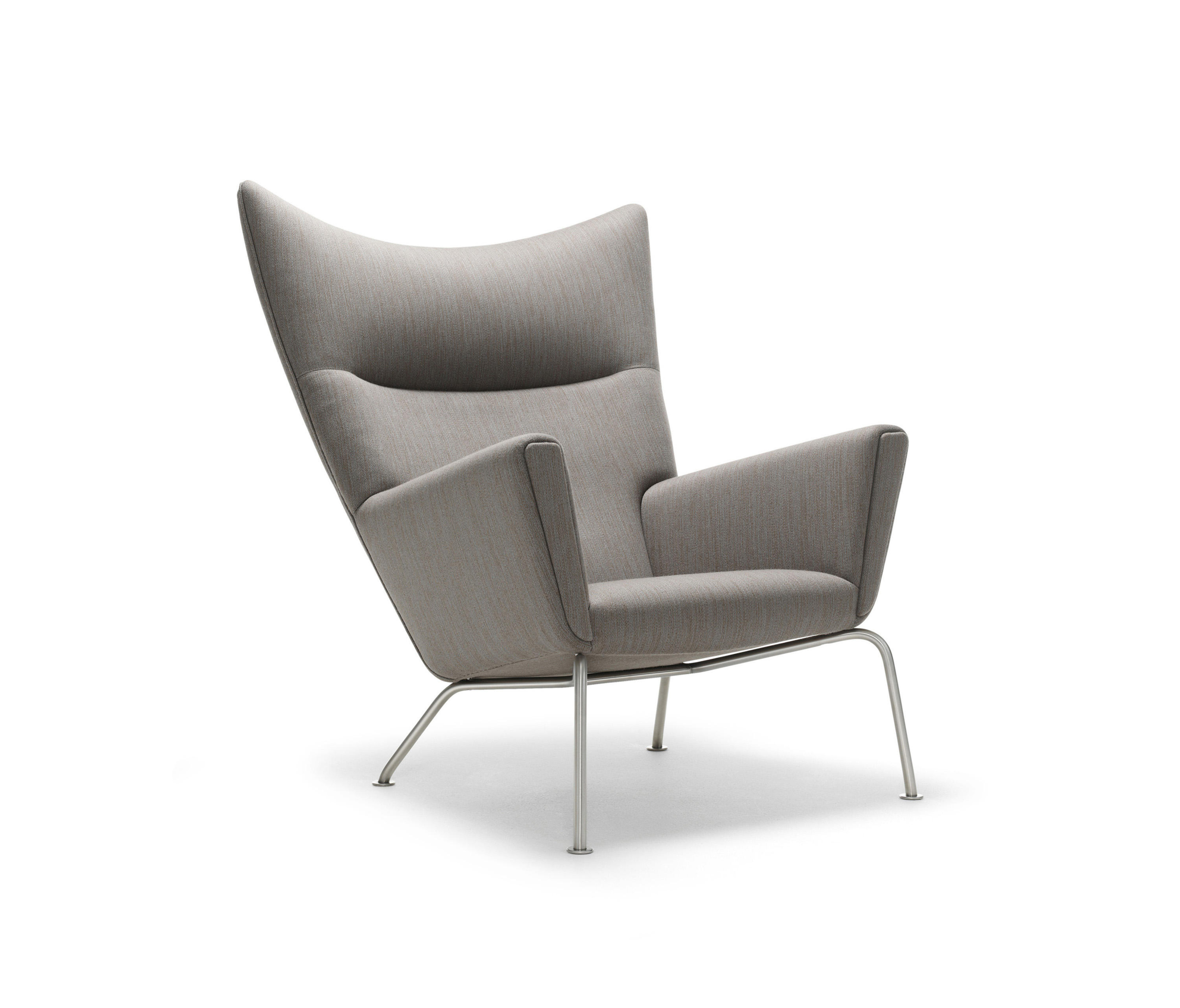 Wing chair by Hans J Wegner, CH445 - Carl Hansen
