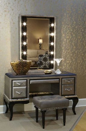50 Makeup Vanity Table With Lights You Ll Love In 2020 Visual Hunt