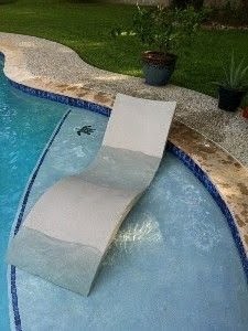 chairs that go in pool