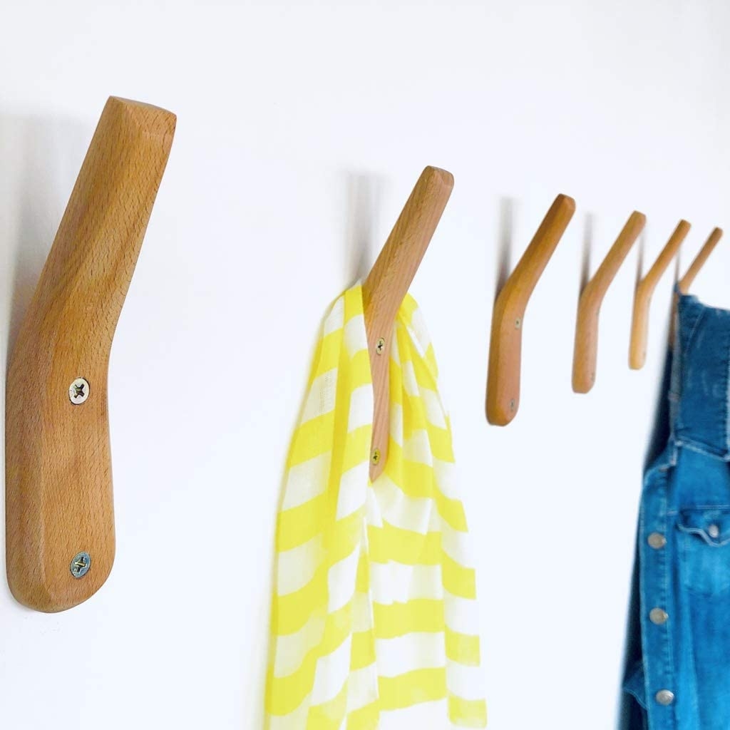 Coat Hooks Wall Mounted Handmade Natural Beech Wood Hook (Pack of 2) Vintage Wooden Hat Rack Entryway Bathroom Organizer Hanger Rustic Craft Single Towel Hangers Home and Kitchen Use Keys (Pack of 2)