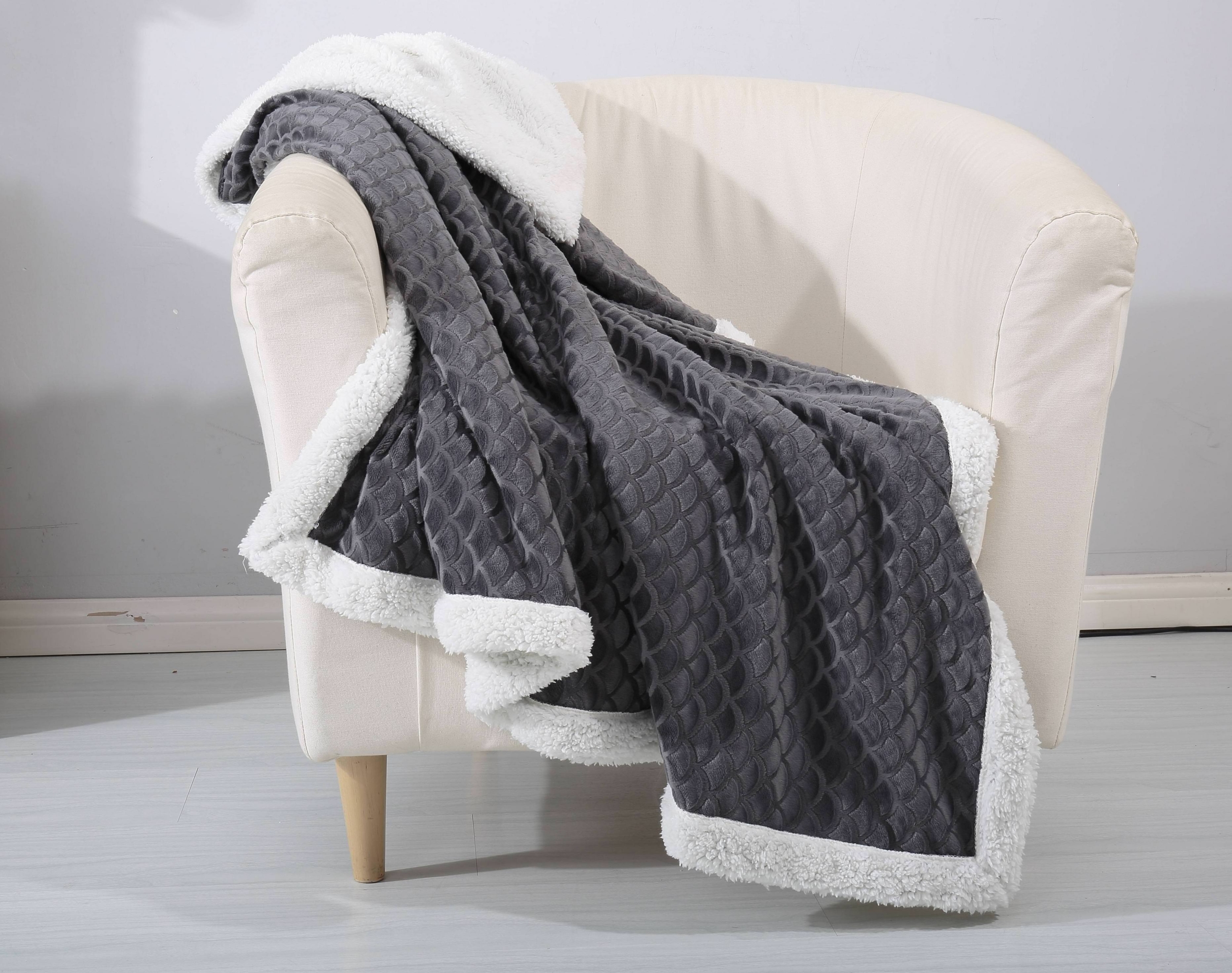 Luxury Soft Plush Throw Supersoft Blanket Charcoal Grey Tamworth Pyramid Design 