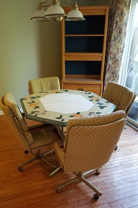 Octagon Kitchen Table - Hollywood Thing