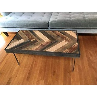 Reclaimed barnwood coffee table - Chevron pattern