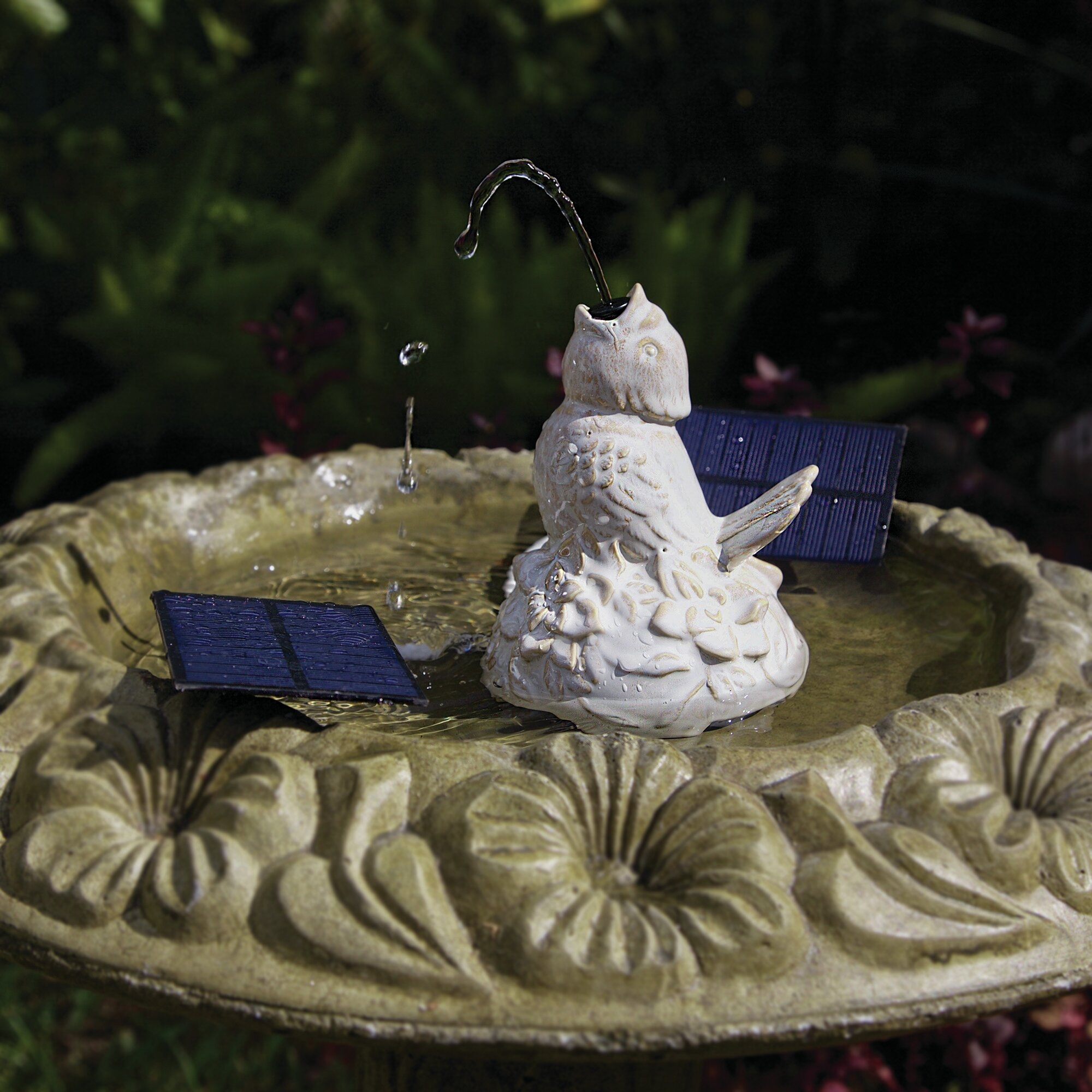 Solar Bird Bath Fountain - VisualHunt