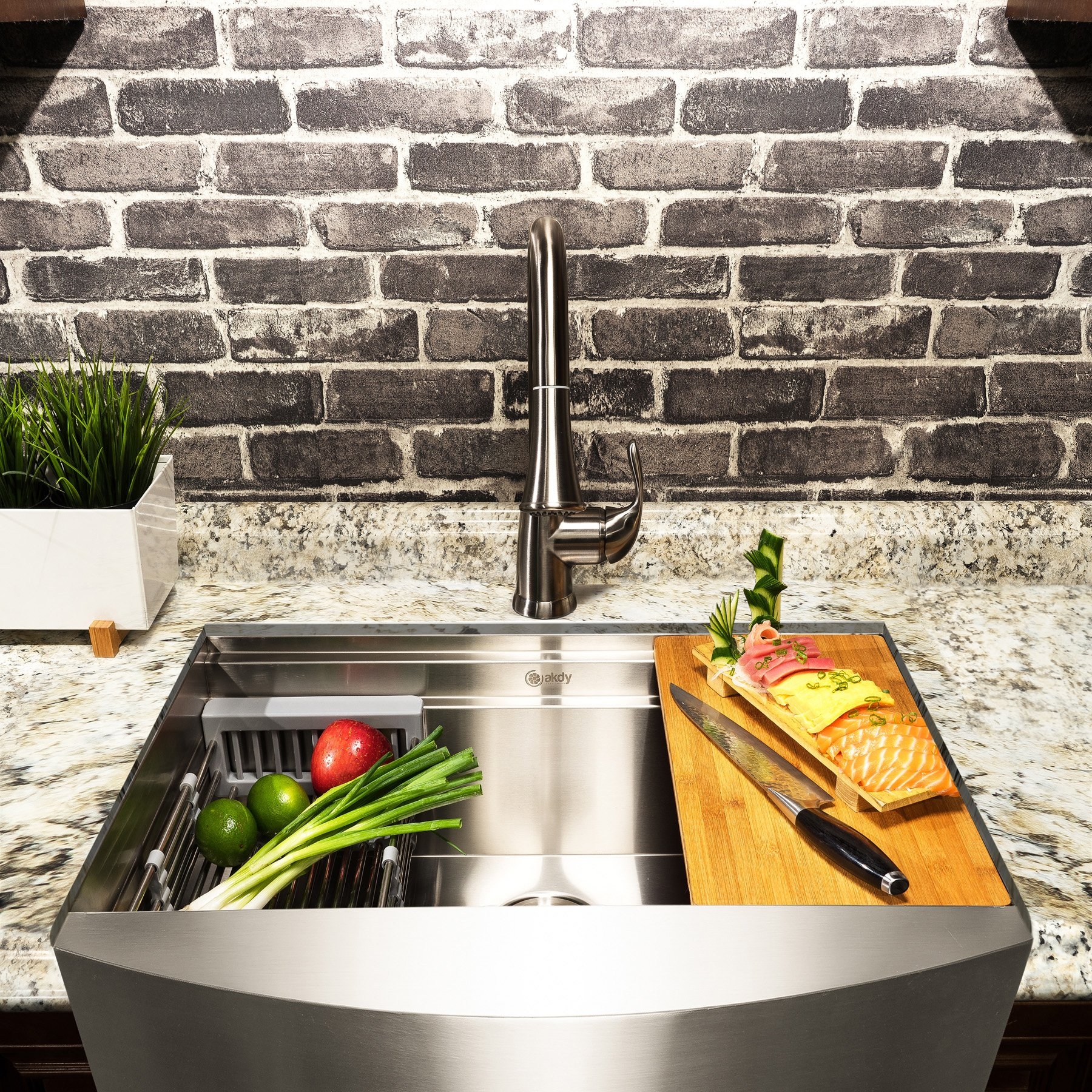 30" x 20" Farmhouse Kitchen Sink with Basket Strainer