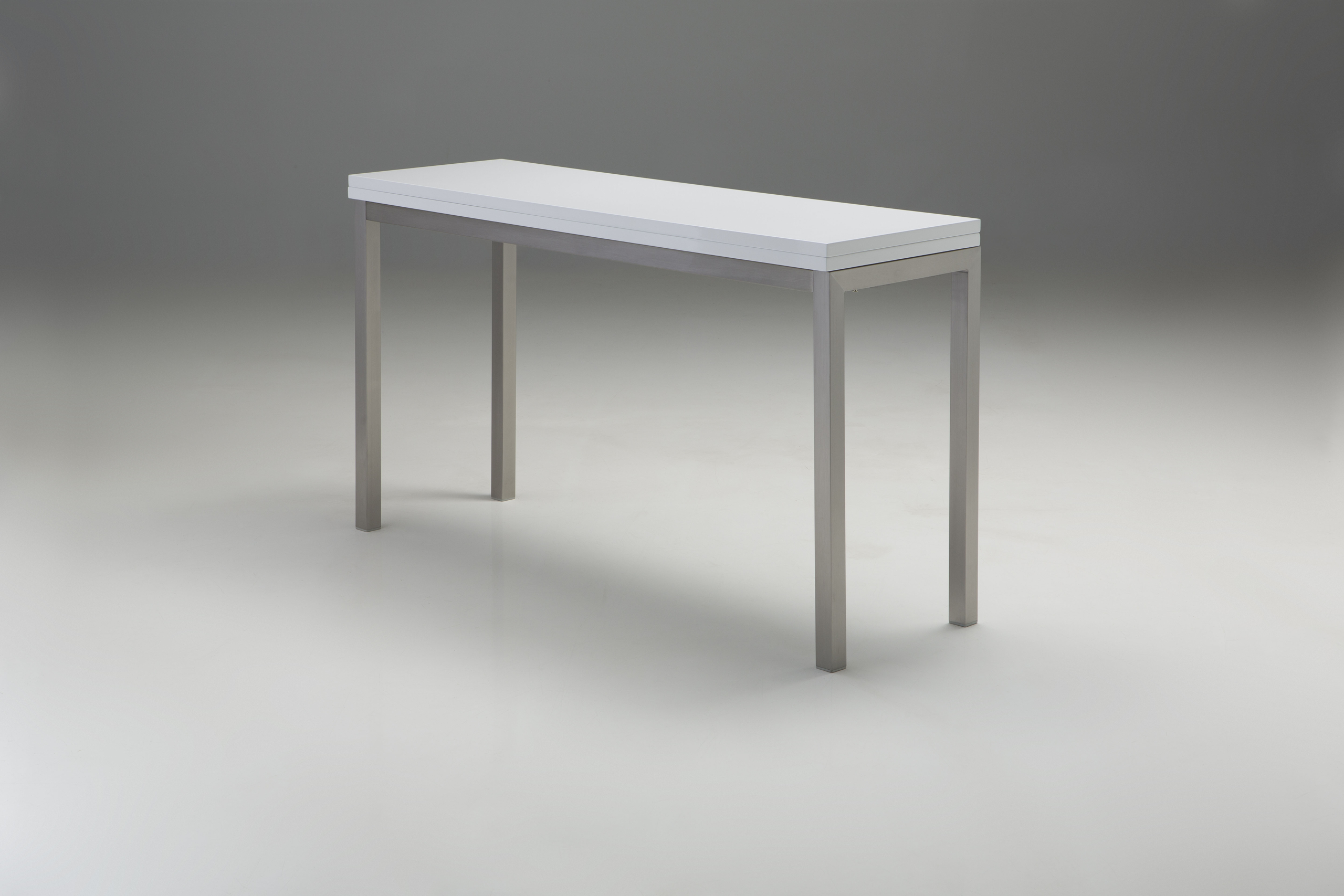 Alure Dining Table