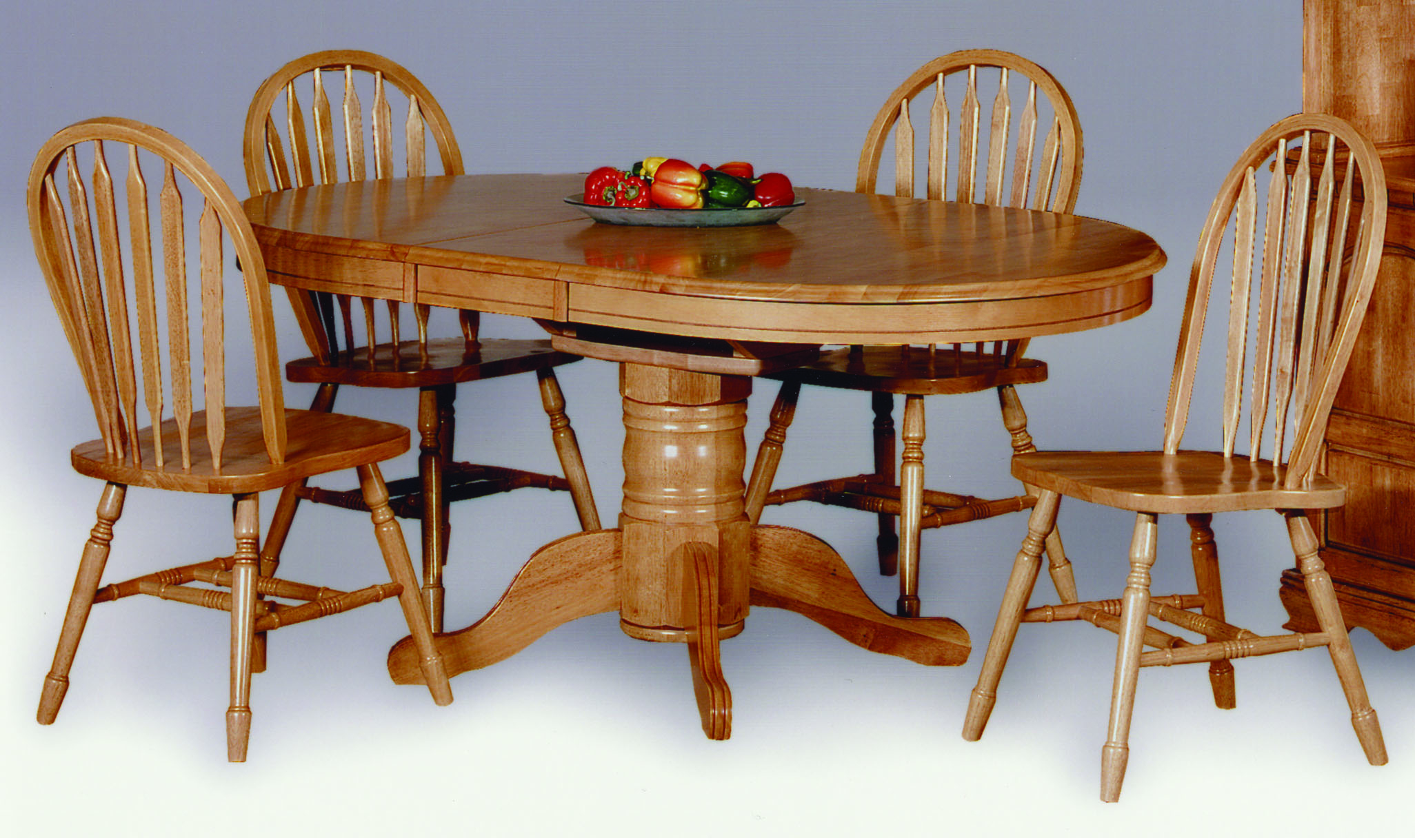 oak table and chairs with leaf