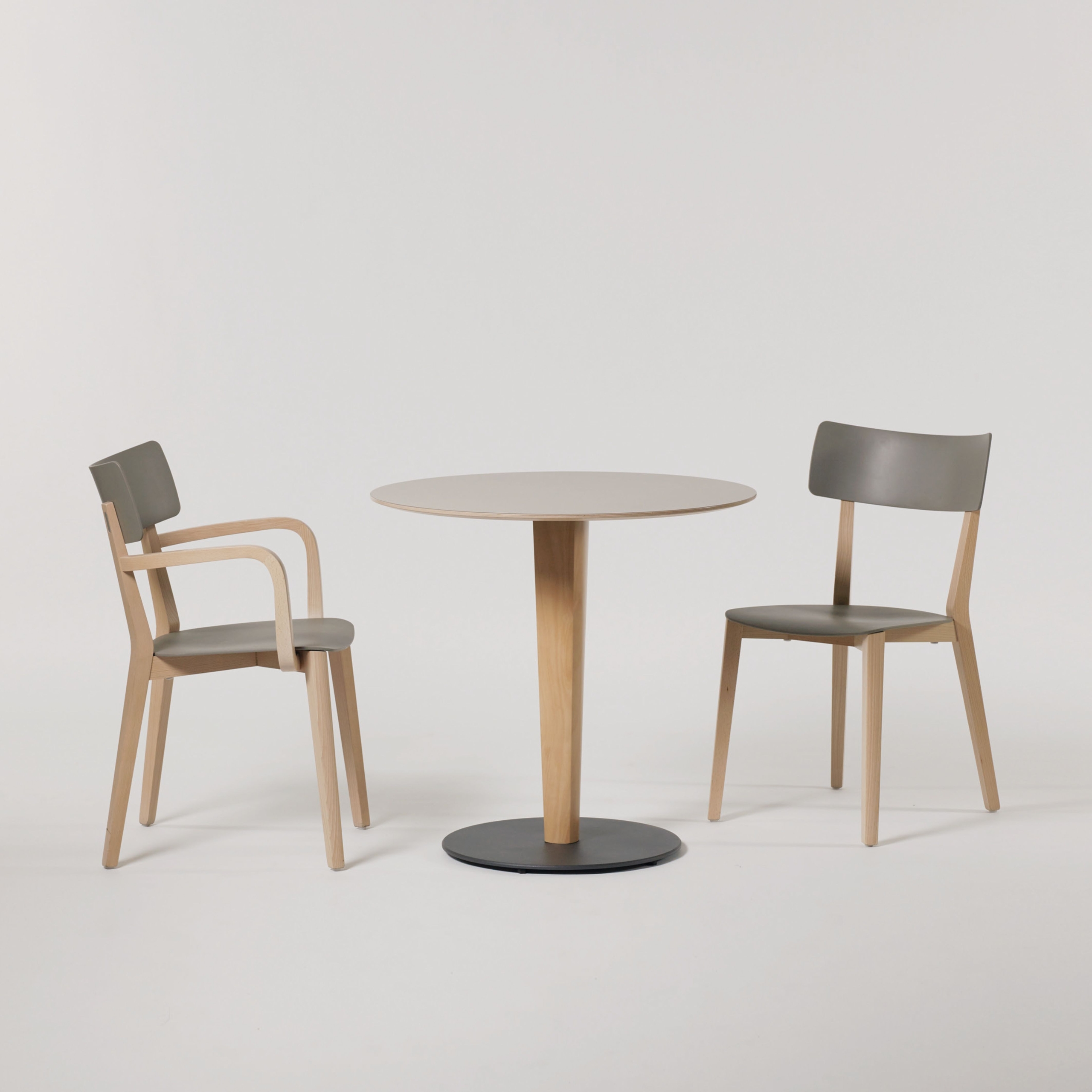 Due: bistro chair & table - Brunner UK
