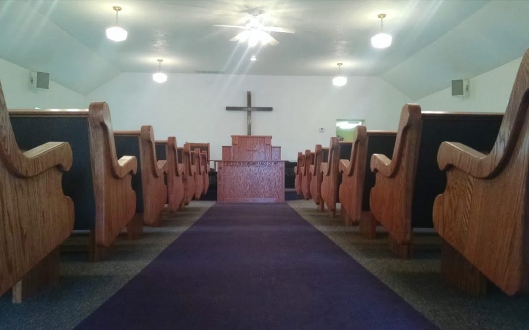 Finding the Best in Church Pews for Sale | Church