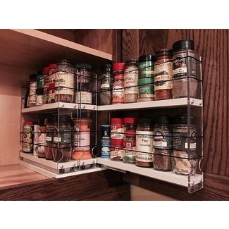 https://visualhunt.com/photos/12/five-reasons-vertical-spice-racks-are-the-best-spice-racks.jpg?s=wh2