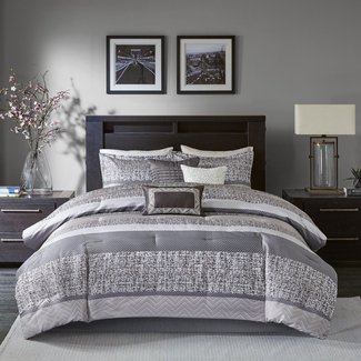 Kolar Reversible Comforter Set