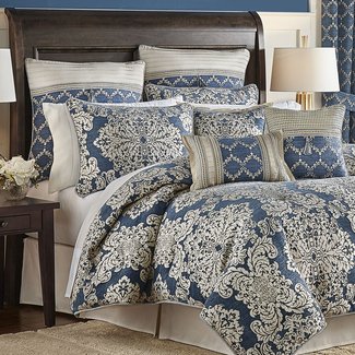 Madrena Comforter Set