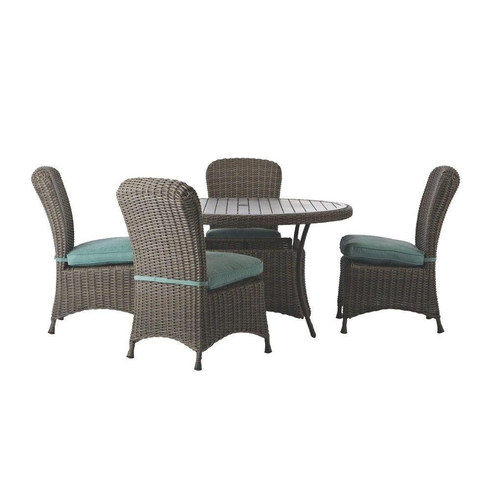 Martha Stewart 5 Piece Patio Furniture Set - AptDeco