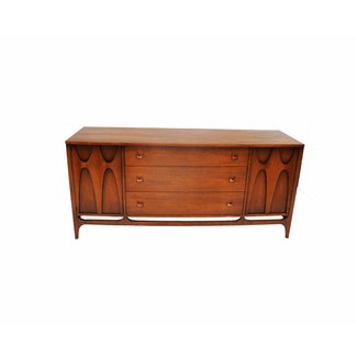 Mid Century Modern Broyhill Brasilia credenza, dresser