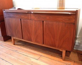 Mid Century Modern Credenza | INabstracto