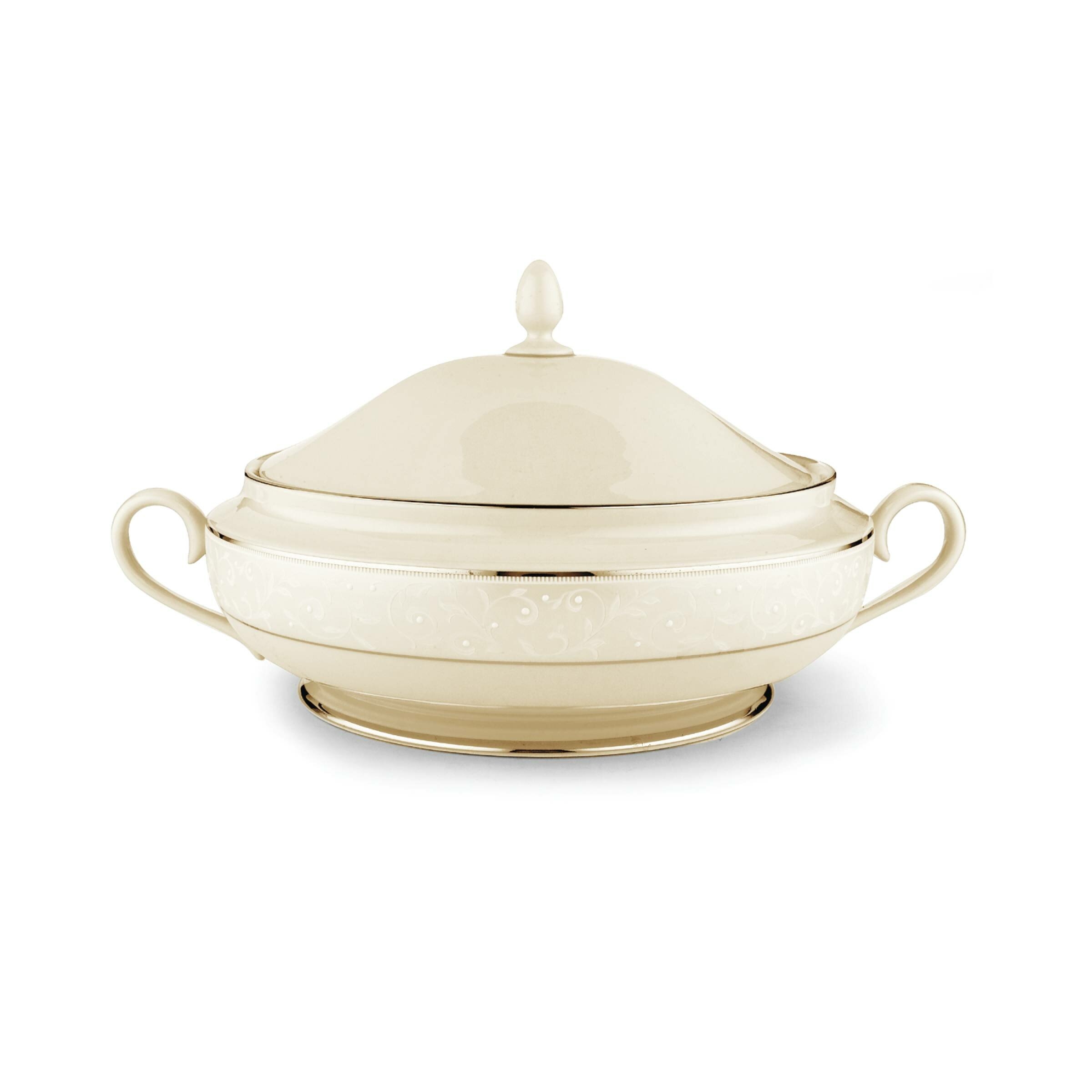 Pearl Innocence Covered Vegetable Bowl