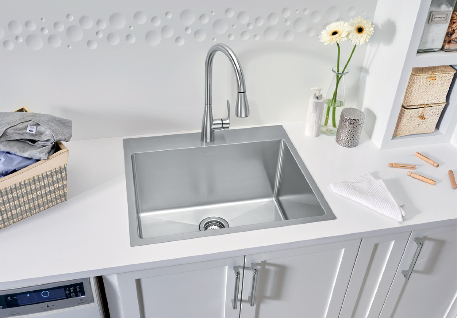 Presenza 33'' L Single Bowl Stainless Steel Kitchen Sink